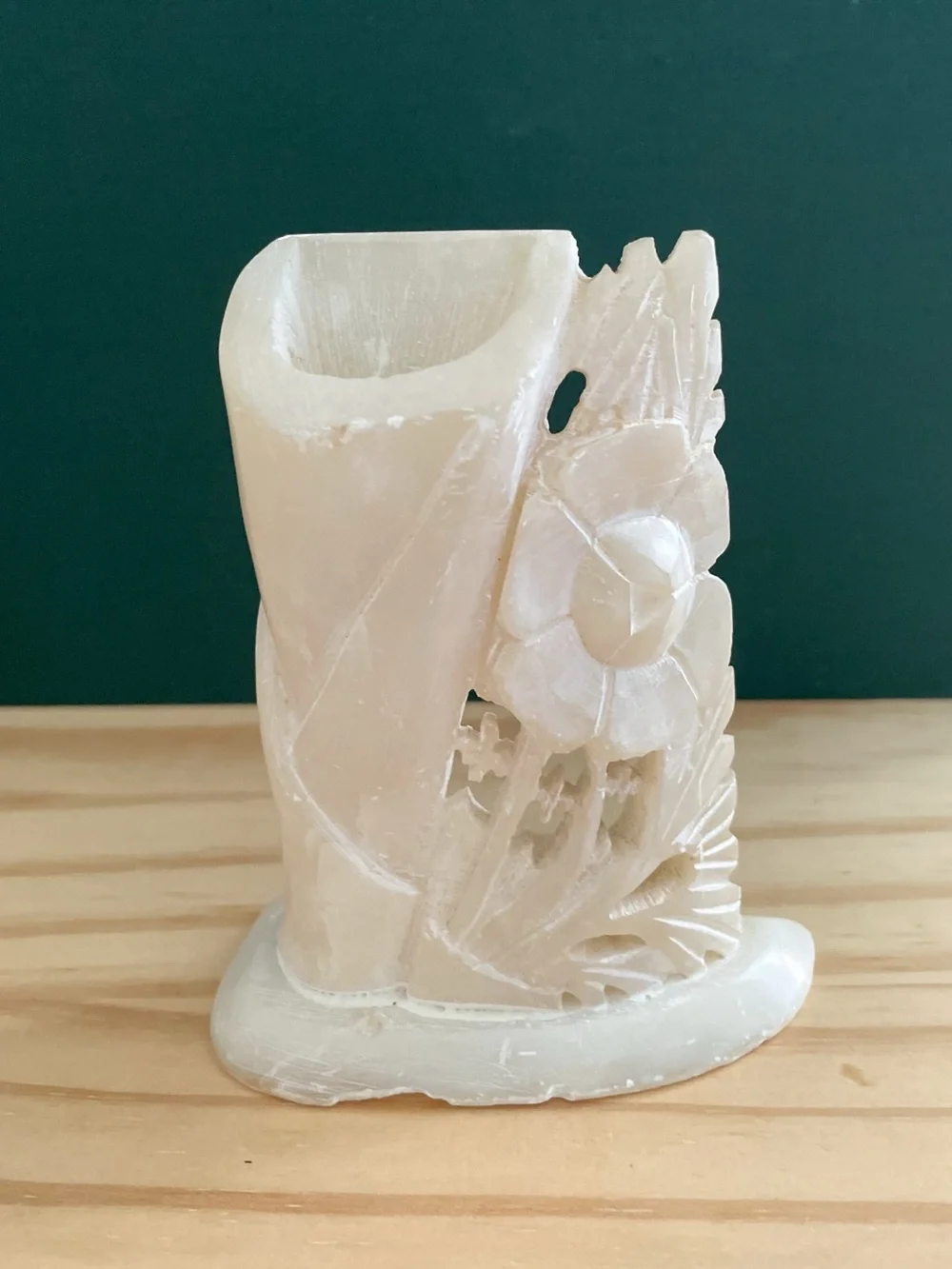 Vintage Chinese Hand-Carved White Soapstone Bud Vases - Mirrored Pair